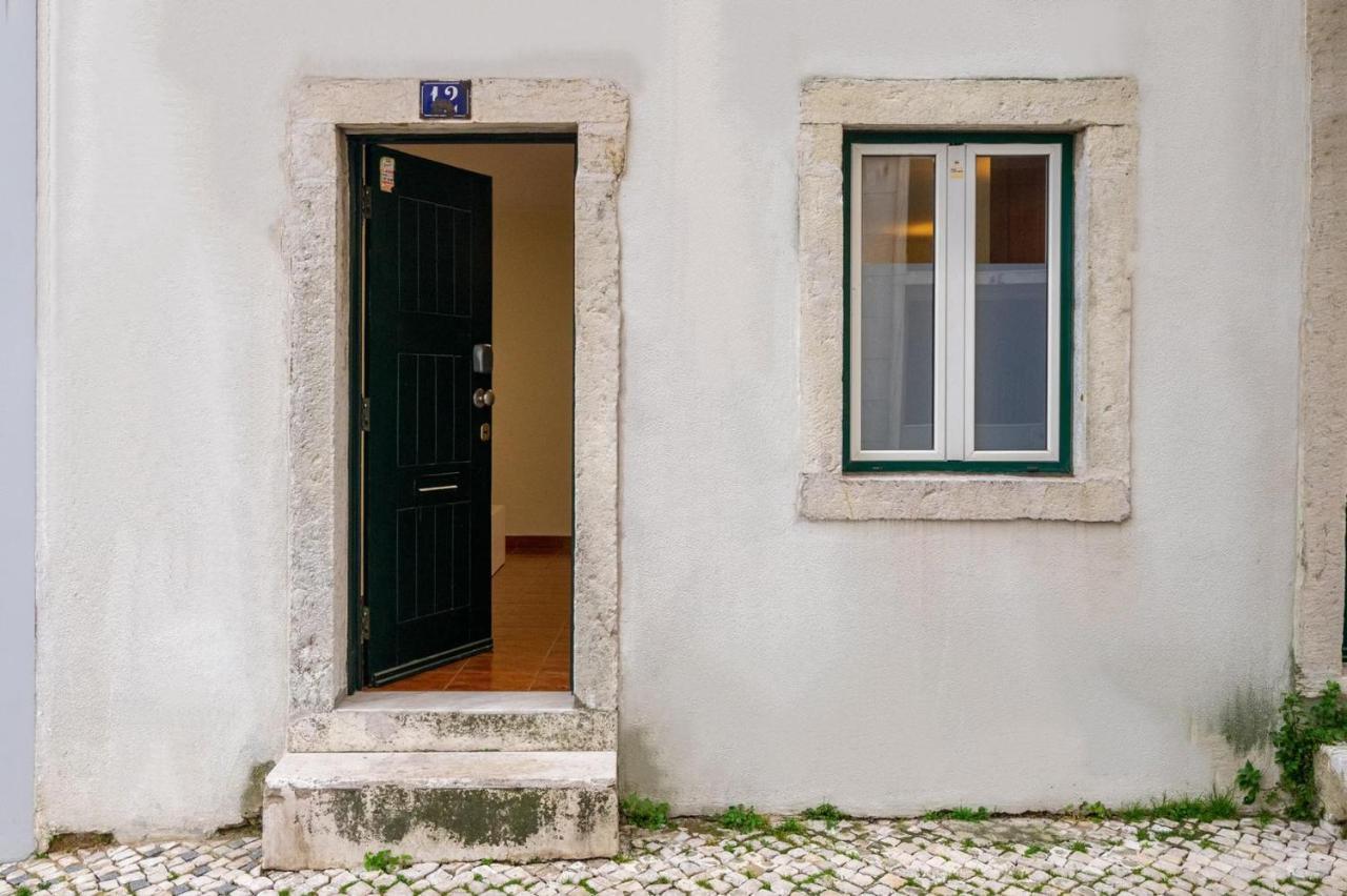 Lisboa, Central Lisbon, Charming Patio House, , Wifi, Air Conditioning, Near Metro, By Ig Luaran gambar