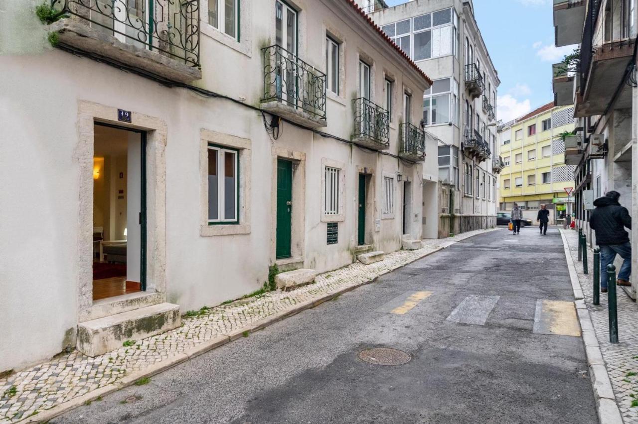 Lisboa, Central Lisbon, Charming Patio House, , Wifi, Air Conditioning, Near Metro, By Ig Luaran gambar